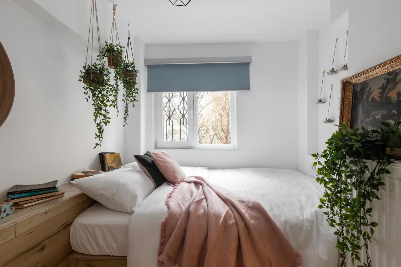 Eclectic 3 Bedroom Calea Victoriei By Urbanesq Bucharest Apartment