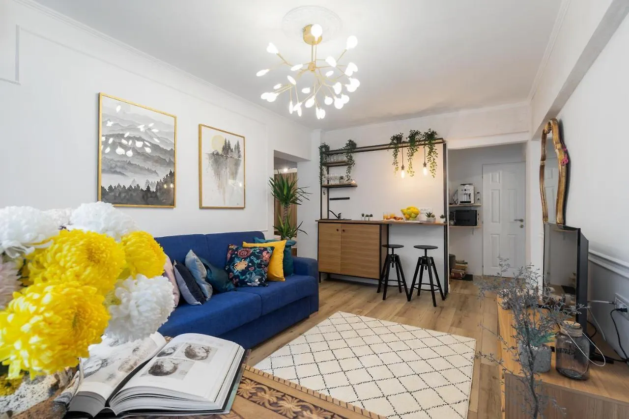 Apartment Eclectic 3 Bedroom Calea Victoriei By Urbanesq Bucharest